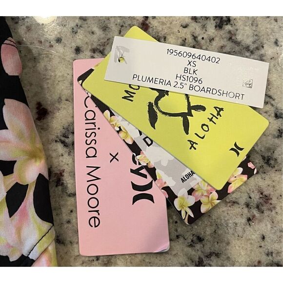 Hurley Women's Standard 2.5" Soft Waistband Boardshort - Picture 6 of 7